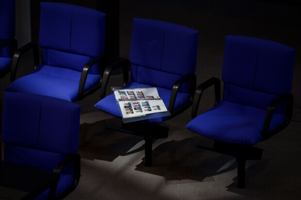 Licht ins Bundestags-Dunkel