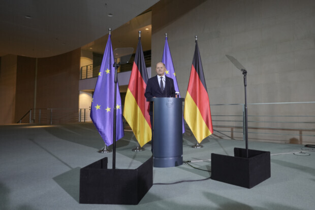 Scholz‘ inszenierte Rede: Es gilt das gefakte Wort