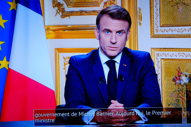 Wie Macron damit beginnt, sich selbst zu demontieren