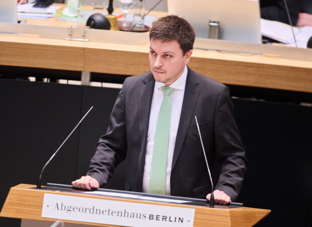 CDU-Abgeordneter posiert im Parlament mit Clan-Boss Issa Remmo