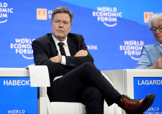 Der Bundeswirtschaftsminister hat keine Ahnung, davon aber sehr viel