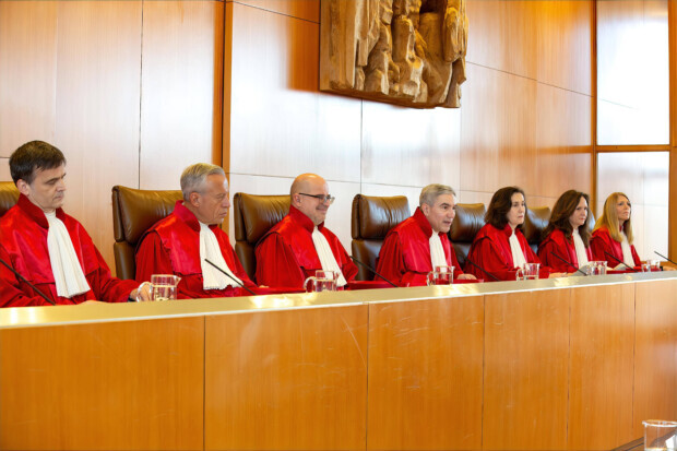 Asylkritischer Kandidat für Karlsruhe blockiert – droht eine rot-grüne Umgestaltung des Verfassungsgerichts?