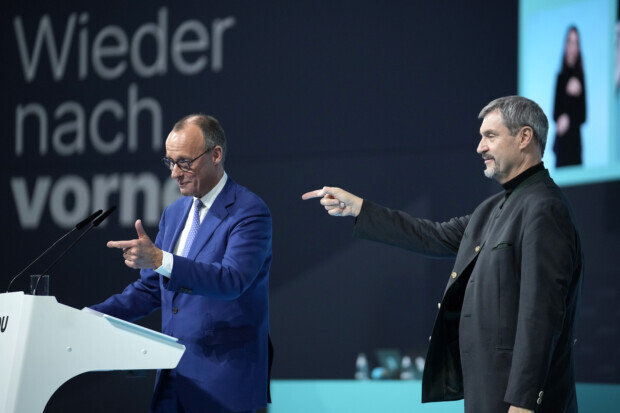 Merz sucht den Weg zurück in die Einheitspartei