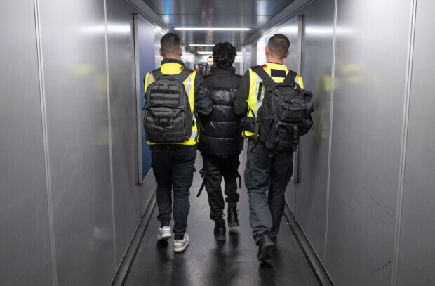 Abschiebung gestoppt: Ex-IS-Mitglied wieder auf freiem Fuß