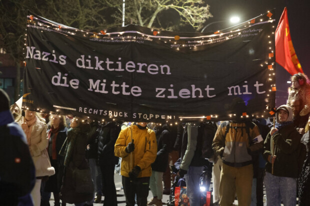 Überall Nazis: Die Selbsthypnose der deutschen Linken