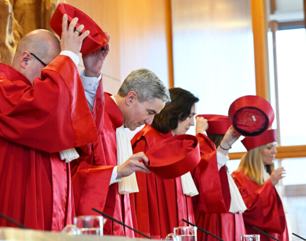 „Klimaneutralität” ins Grundgesetz? – Welche machtpolitischen Absichten dahinter stecken könnten