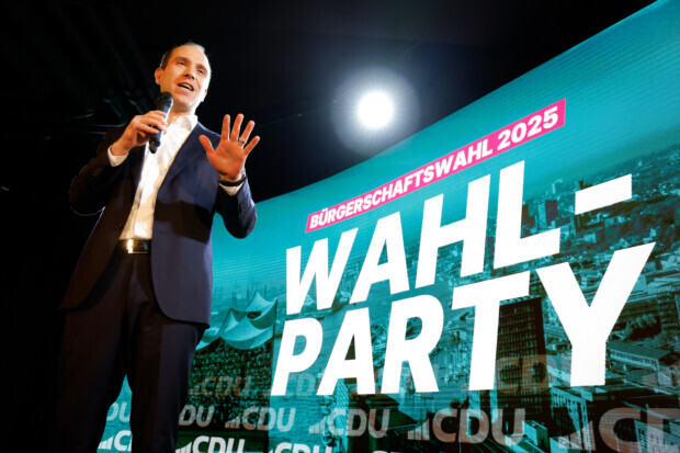 Rotgrün verliert in Hamburg, aber bleibt an der Macht