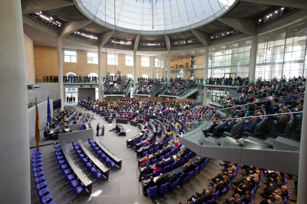 Eine Koalition und ein Bundestag, auf Lügen gebaut, vergiften die Gesellschaft