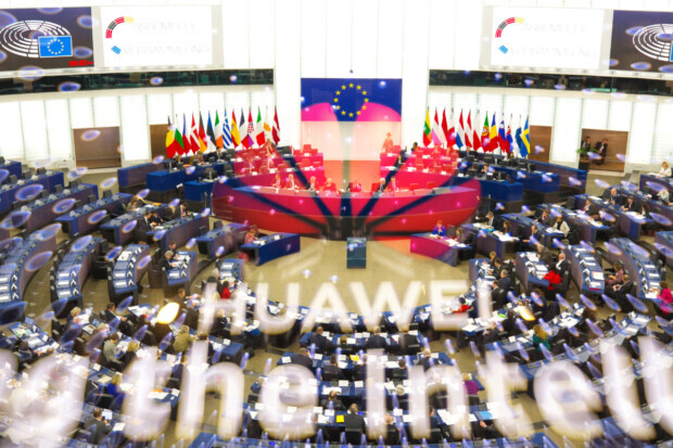 Geleakter Haftbefehl belastet EU-Abgeordnete im Huawei-Skandal