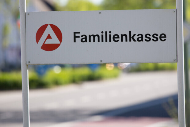 140.000 Verdachtsfälle von erschlichenem Kindergeld