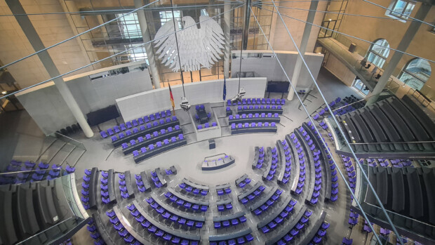 Neuverschuldung für Militär und Infrastruktur: Illegitim, aber legal?