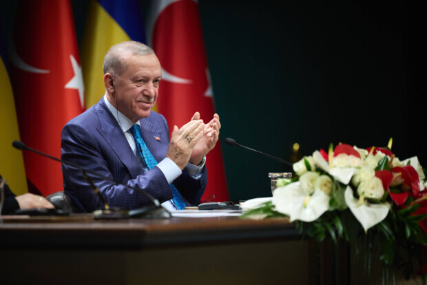 Erdoğan nutzt Europas Aufrüstung für seine eigenen Pläne – und fordert den EU-Beitritt