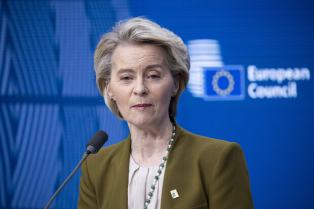 Siebte Gehaltserhöhung für 66.000 EU-Beamte seit 2022