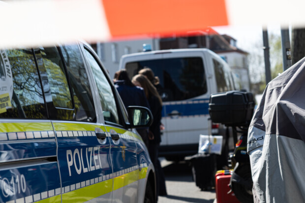 Angriff in Berlin: Mann, Machete, Handwerker