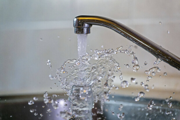 Wiesbaden macht das Wasser teurer – auch wegen „Klima“