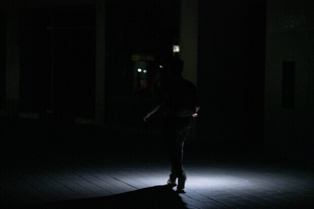 Spanien: Erleuchtung durch Finsternis?