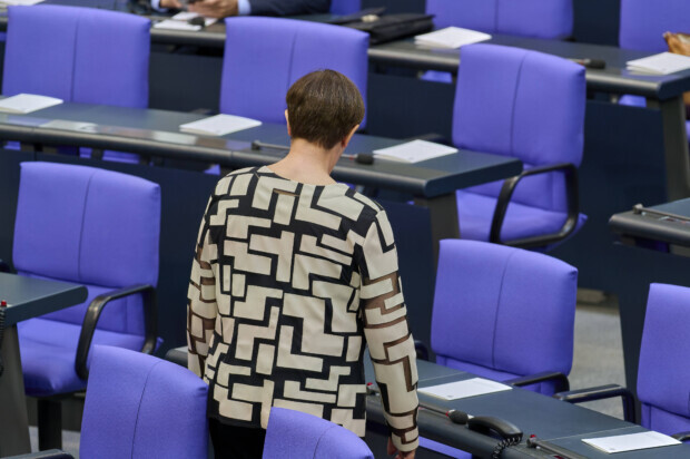 Rücktritt von Saskia Esken und Rentenpflicht für Beamte