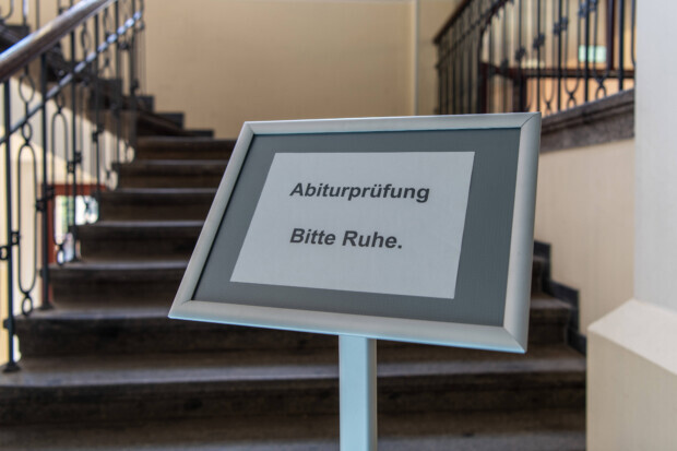 Petition gegen NRW-Abitur: Es gibt keinen Anspruch auf Wohlfühlbildung