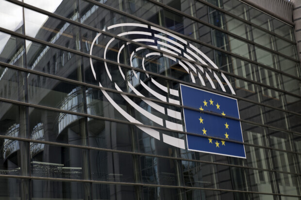 NGO-Macht unter der Lupe: Schluss mit der Schattenregierung im Brüsseler Gewand