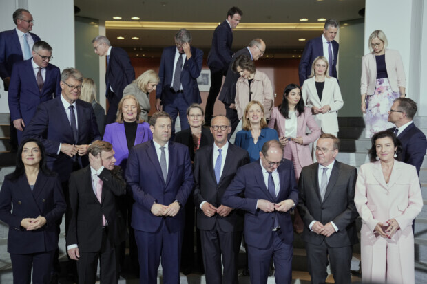 Der Apparat belohnt die Braven und ruiniert die Republik