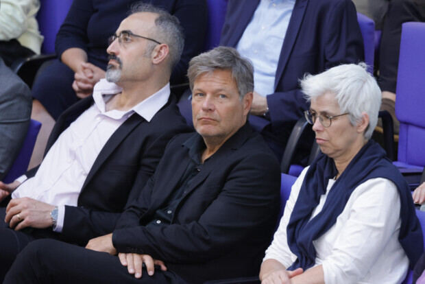 Im Bundestag Schutz für Habeck: So funktioniert das Politkartell