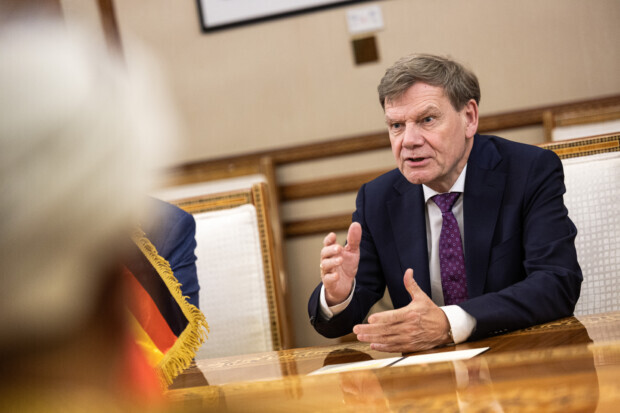 Wadephul war Beiratsmitglied bei der Deutsch-Palästinensischen Gesellschaft