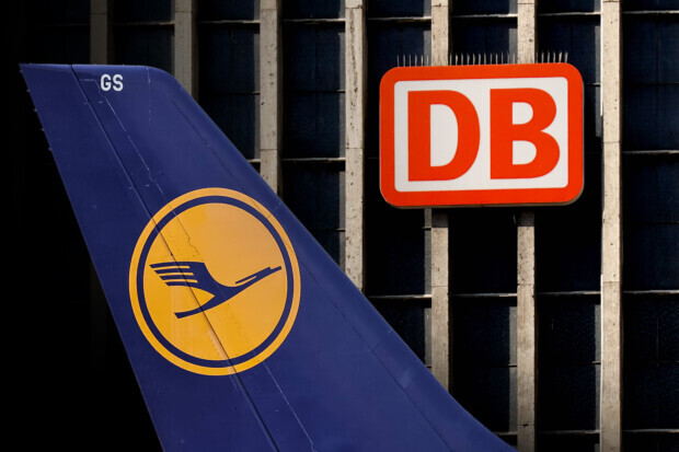Bahn streicht Stellen, Lufthansa zieht sich zurück