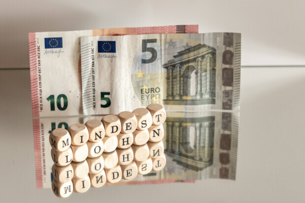 Mindestlohn steht vor Anhebung: Einzelhandel warnt vor Negativfolgen