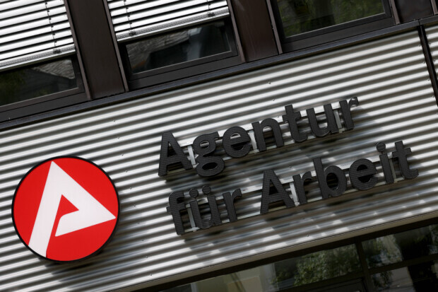 Bürgergeld völlig außer Kontrolle: Missbrauch wird verwaltet, nicht verhindert