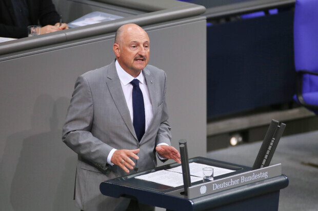 Abgeordneter der SPD verhöhnt im Bundestag kleine Unternehmen