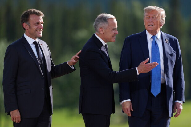 Öffentliche Ohrfeige für Macron