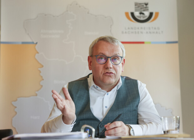 CDU-Landrat fordert, Bürgergeld für Job-Verweigerer komplett zu streichen