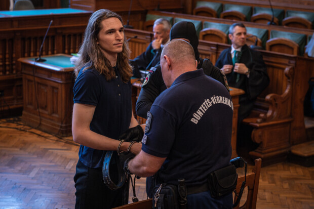 Maja T. oder das Drehbuch für eine irre Inszenierung