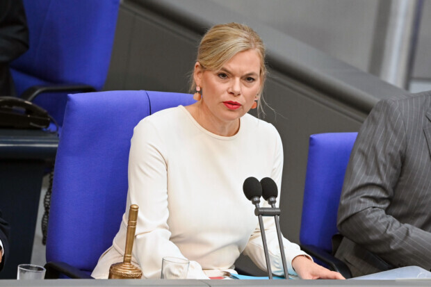 Sitzung zur Richterwahl vorläufig bis 11 Uhr verschoben