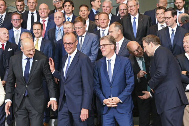 Friedrich Merz macht auf gute Laune – während der Mittelstand stirbt