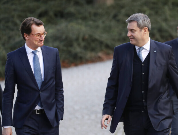 Wüst und Söder führen Stellvertreterkrieg um Große Ferien