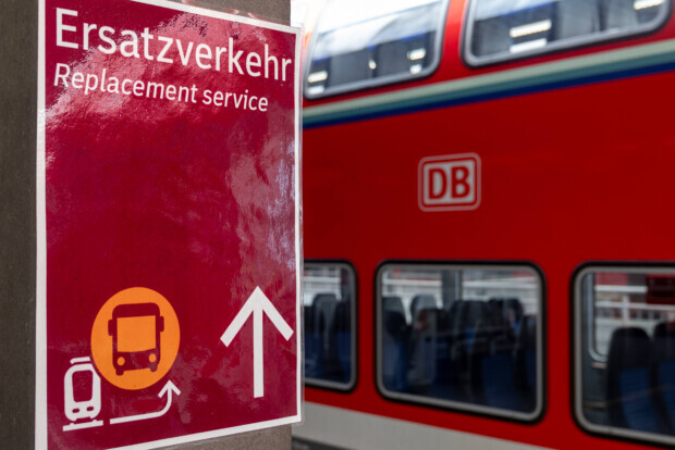 Nur jeder zweite Fernzug fährt noch pünktlich