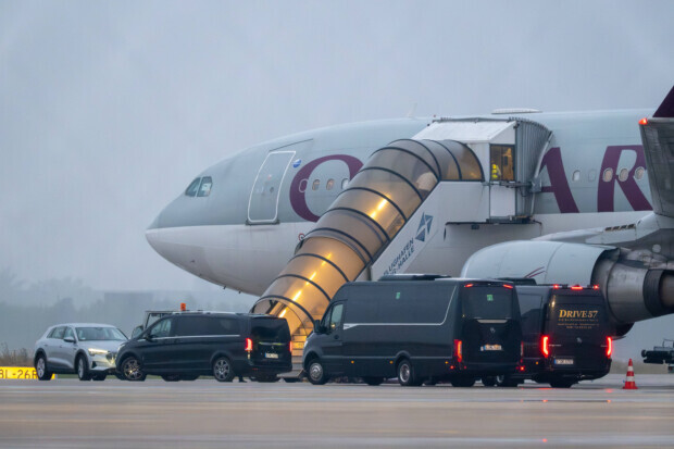 Wie Deutschland sich Abschiebungen nach Afghanistan erkaufen will