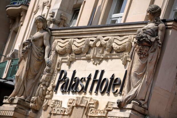 Wiesbadener Palasthotel: Luxus-Suiten für Flüchtlingsfamilien