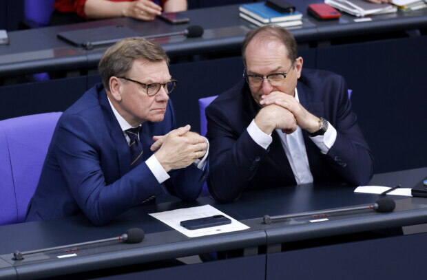 Union fällt um: Mehr als 2000 Afghanen werden eingeflogen