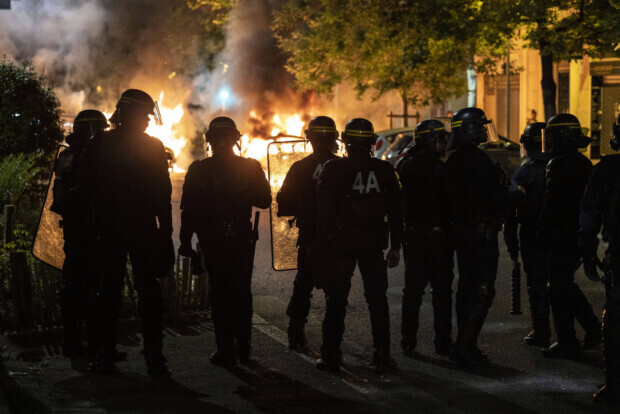 Frankreich: Ausgangssperren gegen Drogenbanden
