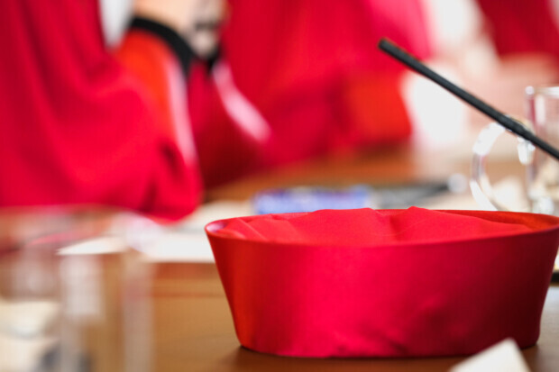 Kehrt das Zeitalter politischer Prozesse zurück?