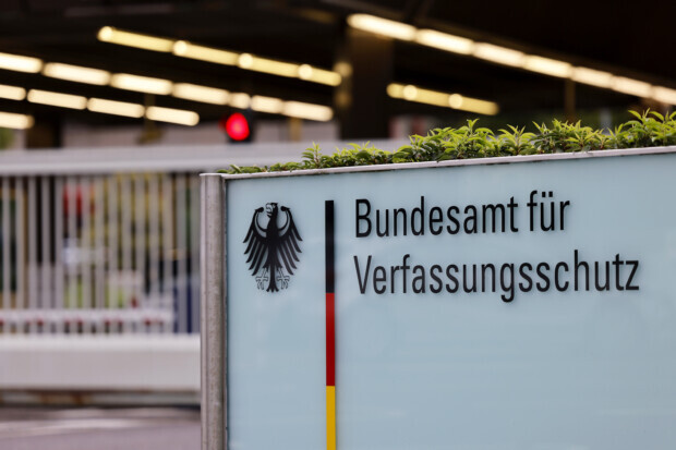 Verfassungsschutz: Unsaubere Abrechnungen, unnötige Ausgaben