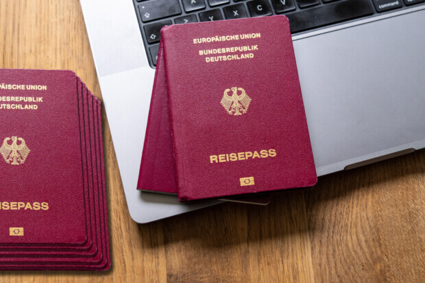 Einbürgerung wird immer mehr verramscht – und ergaunert