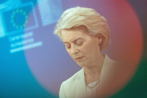 Wieder Misstrauen im EU-Parlament – und von der Leyen wankt immer heftiger