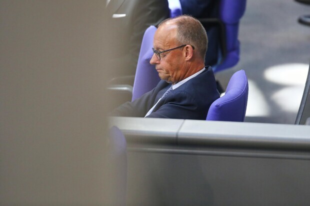 Kanzler Ahnungslos: Deutschlands teuerste Mogelpackung