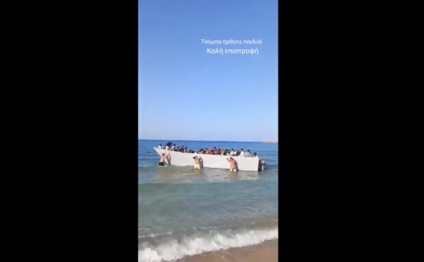 Kreta: Bürger drängen Boot zurück ins Meer – Frontex rettet es