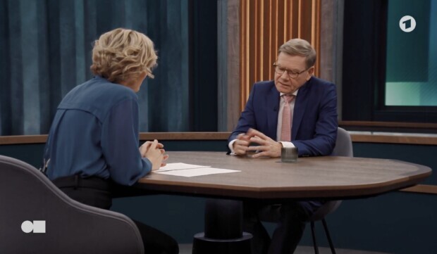 Miosga als Wadenbeißer. Doch Wadephul will nicht