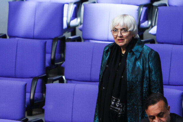 Niederlage für Claudia Roth, Sieg für die Meinungsfreiheit