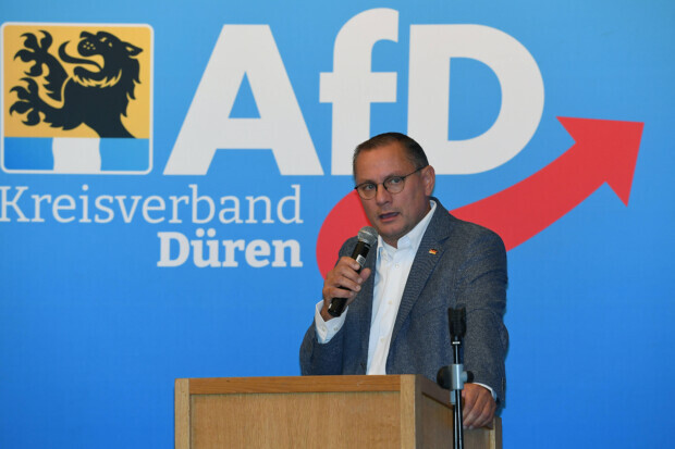 Politikwechsel oder Demokratieverbot: Wohin führt der Siegeszug der AfD?